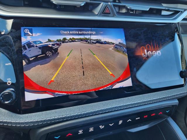 2026 Jeep Cherokee Laredo 4x4