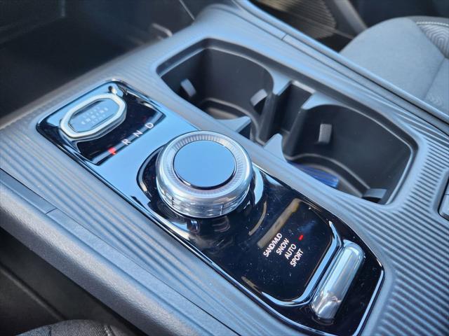 2026 Jeep Cherokee Laredo 4x4