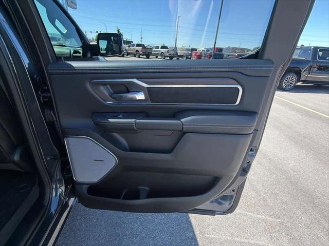 2026 Ram 1500 Laramie Crew Cab 4x4 5'7" Box