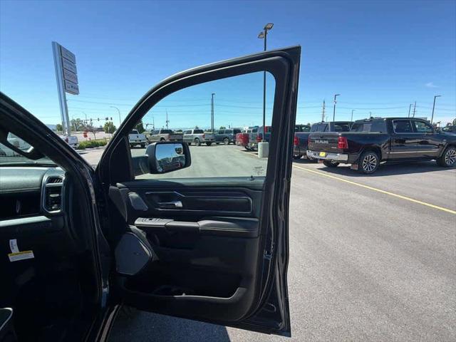 2026 Ram 1500 Laramie Crew Cab 4x4 5'7" Box