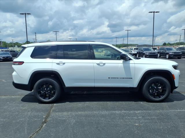 2026 Jeep Grand Cherokee Altitude 4x2