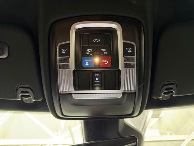 2026 Ram 1500 Rebel Crew Cab 4x4 5'7" Box