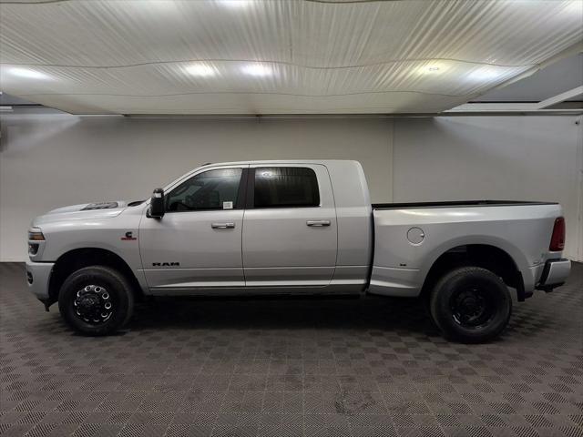 2026 RAM Ram 3500 RAM 3500 LARAMIE MEGA CAB 4X4 64 BOX