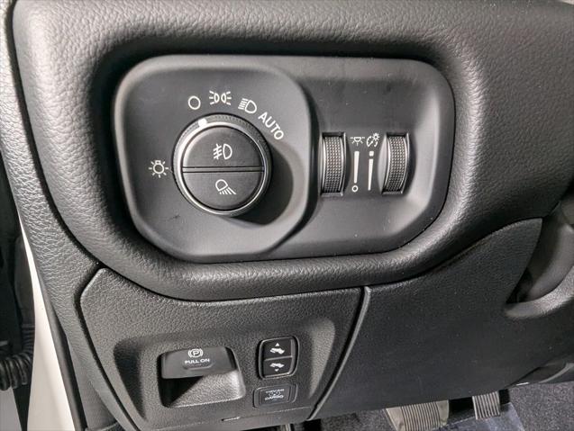 2026 Ram 1500 Laramie Crew Cab 4x4 5'7" Box