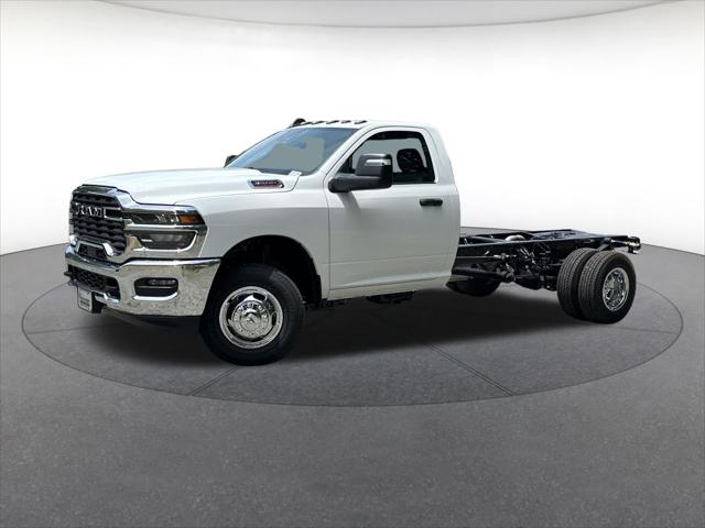2026 RAM 3500 Chassis RAM 3500 TRADESMAN CHASSIS REGULAR CAB 4X4 84 CA