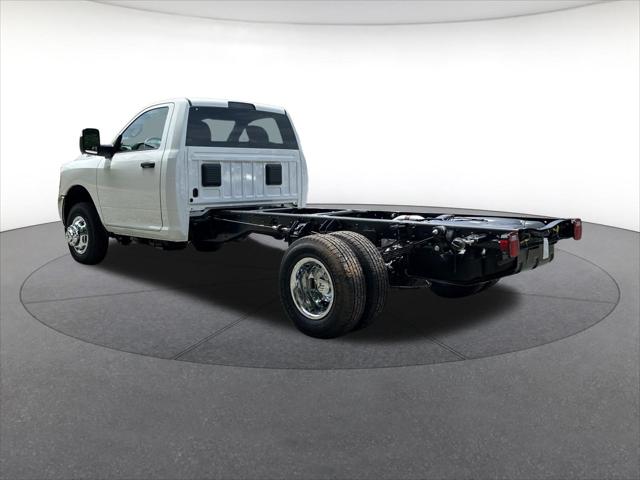 2026 RAM 3500 Chassis RAM 3500 TRADESMAN CHASSIS REGULAR CAB 4X4 84 CA