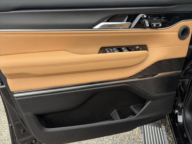2026 Jeep Grand Wagoneer Summit Reserve 4x4