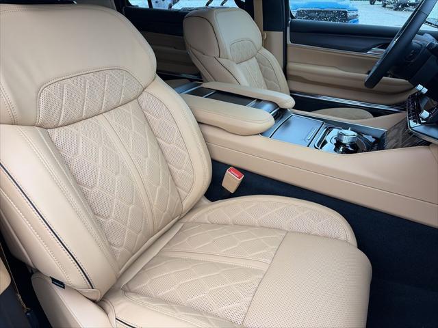 2026 Jeep Grand Wagoneer Summit Reserve 4x4