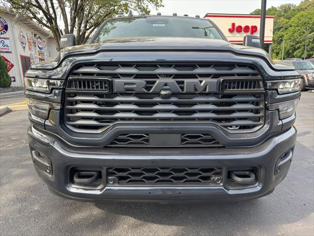 2026 RAM 3500 RAM 3500 BIG HORN CREW CAB 4X4 8 BOX 2026 RAM 3500 RAM 3500 BIG HORN CREW CAB 4X4 8 BOX