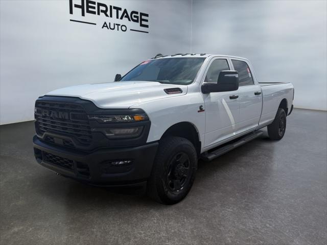 2026 RAM Ram 3500 RAM 3500 TRADESMAN CREW CAB 4X4 8 BOX