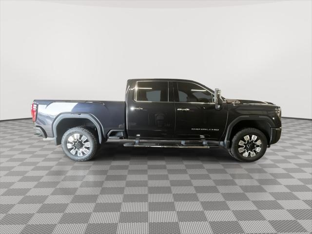 2025 GMC Sierra 3500HD 4WD Crew Cab Standard Bed Denali