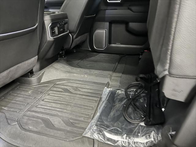 2025 GMC Sierra 3500HD 4WD Crew Cab Standard Bed Denali