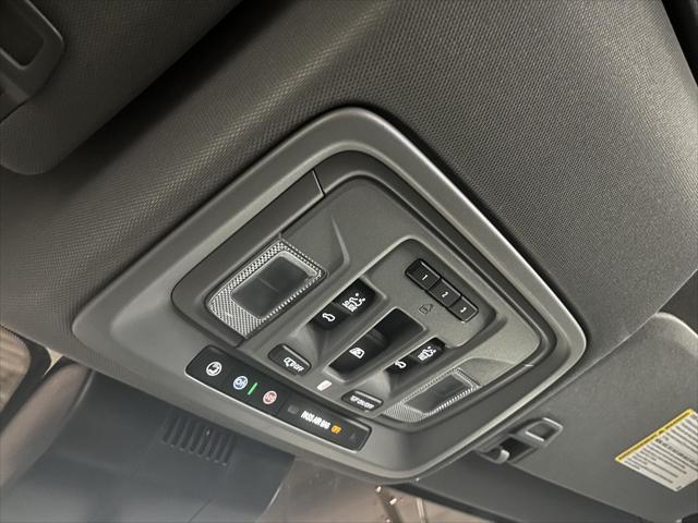 2025 GMC Sierra 3500HD 4WD Crew Cab Standard Bed Denali