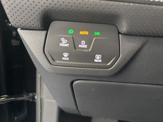 2026 Volkswagen Atlas Cross Sport SE with Technology