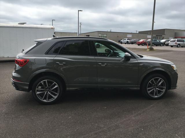 2022 Audi Q3 Premium Plus 45 TFSI S line quattro Tiptronic