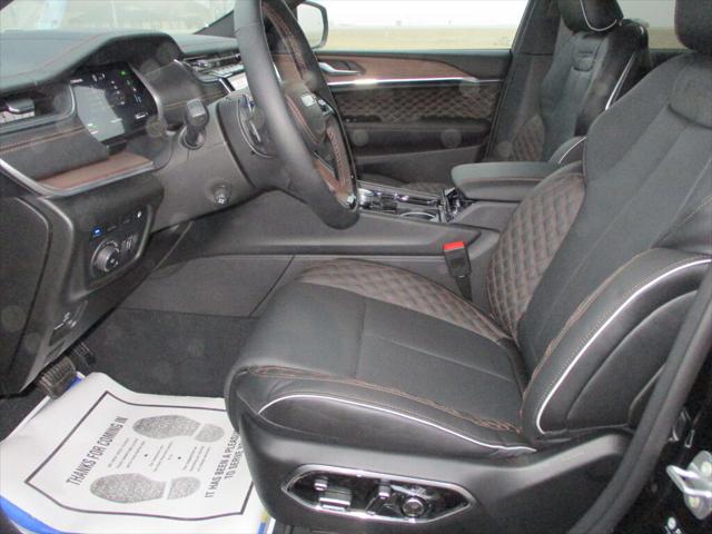 2022 Jeep Grand Cherokee Summit 4x4