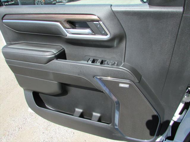 2023 Chevrolet Silverado 1500 4WD Crew Cab Short Bed RST