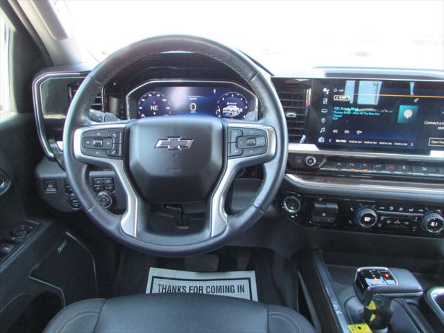 2023 Chevrolet Silverado 1500 4WD Crew Cab Short Bed RST