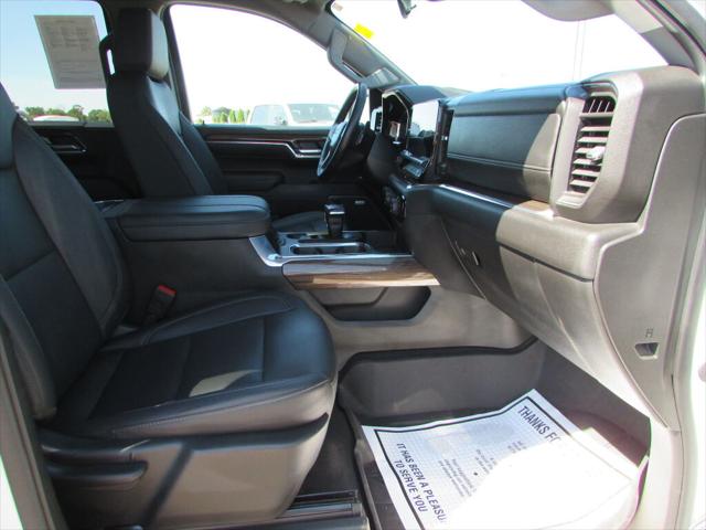 2023 Chevrolet Silverado 1500 4WD Crew Cab Short Bed RST