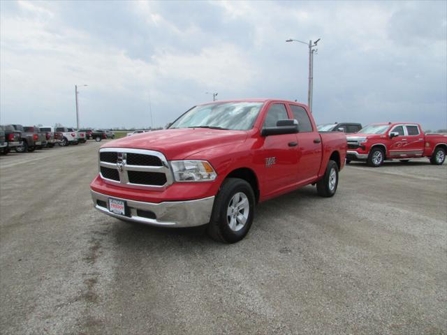 2023 Ram 1500 Classic SLT Crew Cab 4x4 5'7" Box
