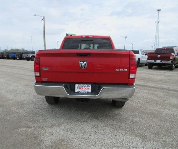 2023 Ram 1500 Classic SLT Crew Cab 4x4 5'7" Box