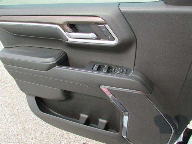 2024 Chevrolet Silverado 1500 4WD Crew Cab Short Bed LT with 2FL
