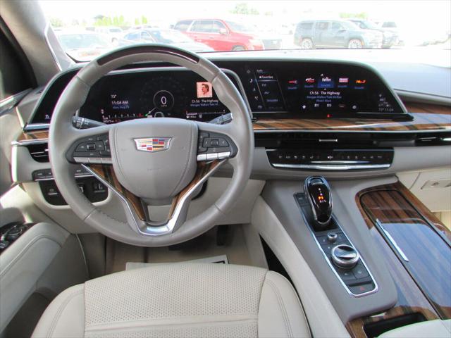 2023 Cadillac Escalade ESV 4WD Premium Luxury Platinum
