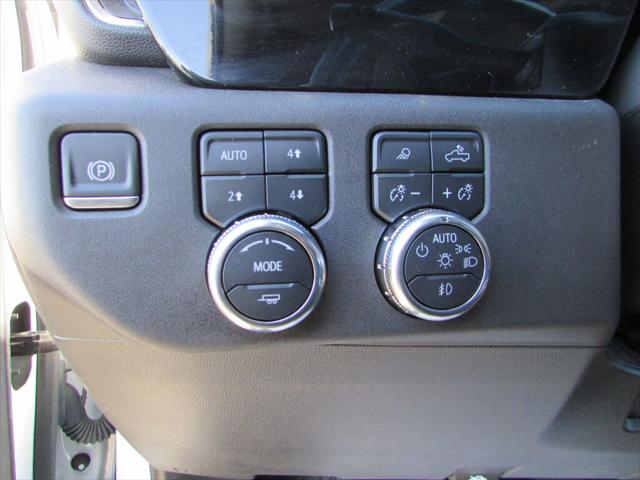 2024 GMC Sierra 1500 4WD Crew Cab Short Box Elevation with 3SB