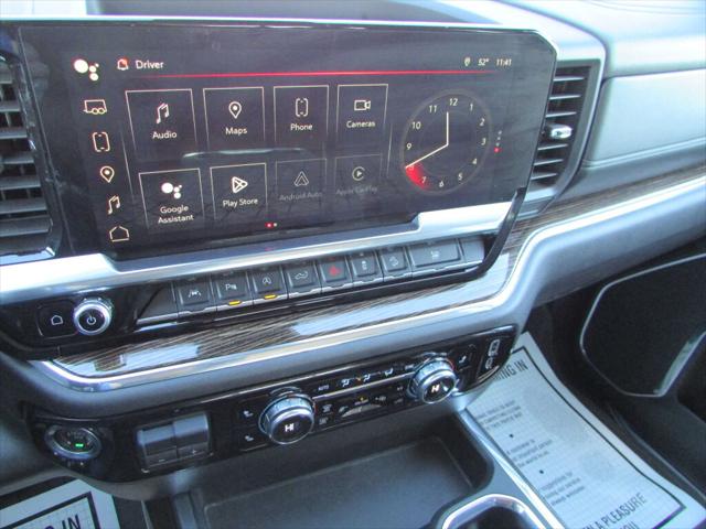 2024 GMC Sierra 1500 4WD Crew Cab Short Box Elevation with 3SB