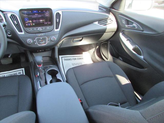 2024 Chevrolet Malibu FWD RS
