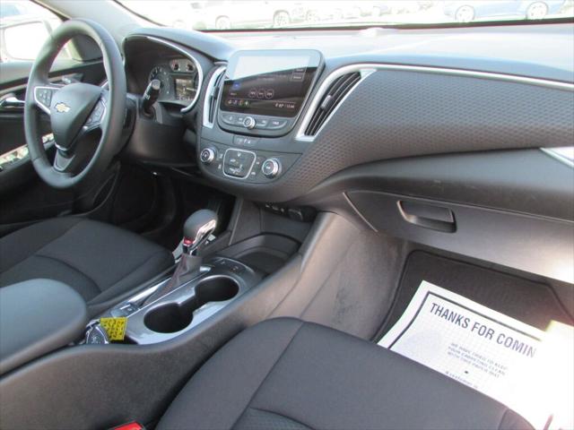 2024 Chevrolet Malibu FWD RS