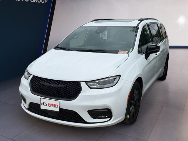 2025 Chrysler Pacifica Limited for sale in San Antonio, TX