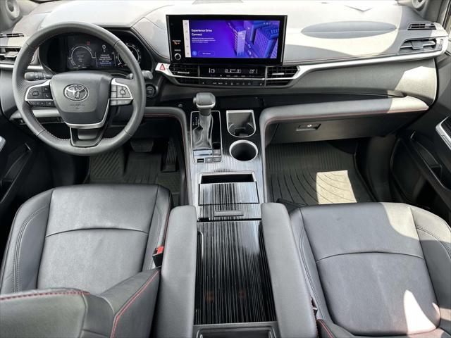 2025 Toyota Sienna XSE