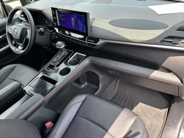 2025 Toyota Sienna XSE