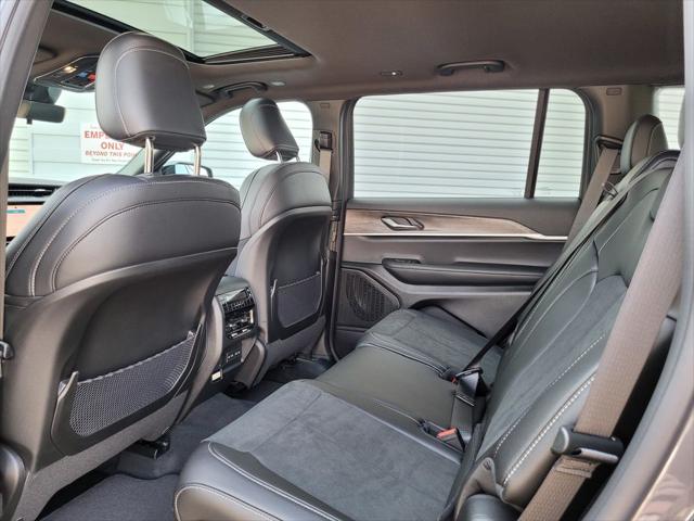 2026 Jeep Grand Cherokee L Altitude 4x2