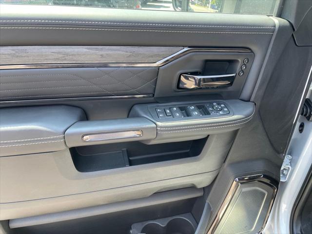 2026 Ram 3500 Limited Crew Cab 4x4 8 Box