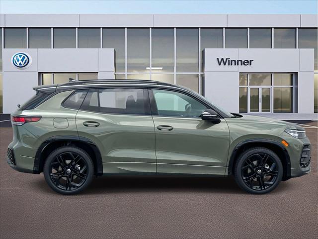 2026 Volkswagen Tiguan SE R-Line Black