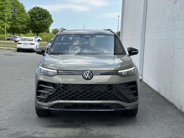 2026 Volkswagen Tiguan SE R-Line Black