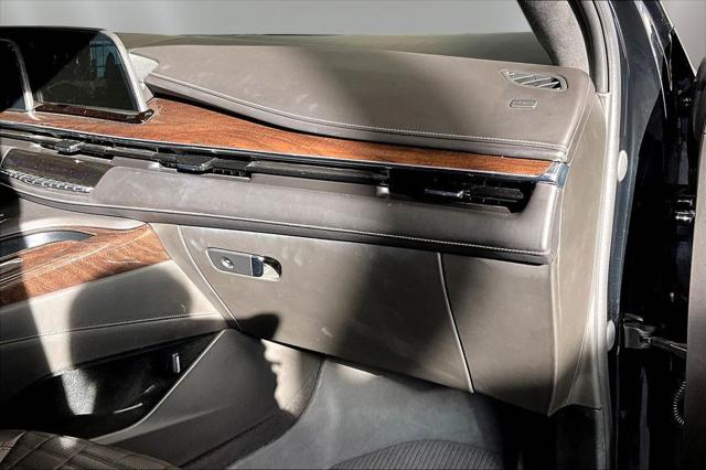 2023 Cadillac Escalade 4WD Sport Platinum