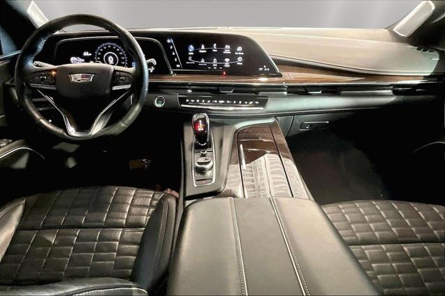 2023 Cadillac Escalade 4WD Sport Platinum
