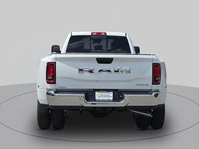 2026 RAM Ram 3500 RAM 3500 TRADESMAN CREW CAB 4X4 8 BOX