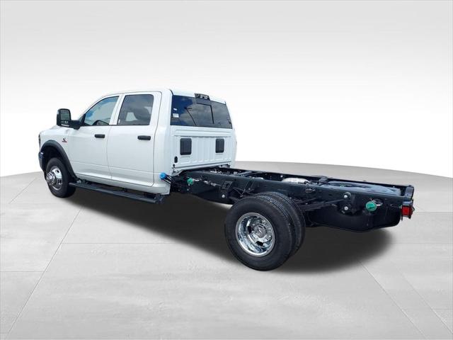 2026 RAM 3500 Chassis RAM 3500 TRADESMAN CREW CAB CHASSIS 4X4 60 CA