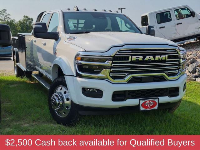 2026 RAM 5500 Chassis RAM 5500 BIG HORN CHASSIS CREW CAB 4X4 84 CA