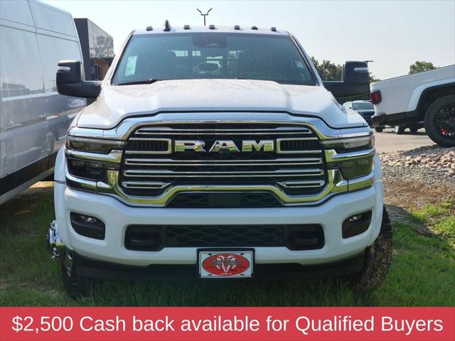 2026 RAM 5500 Chassis RAM 5500 BIG HORN CHASSIS CREW CAB 4X4 84 CA