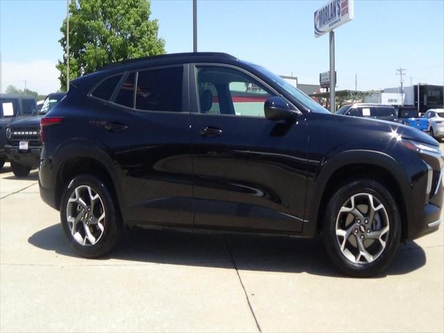2025 Chevrolet Trax FWD LT