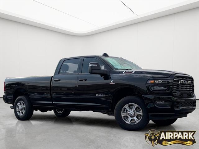 2026 RAM 3500 RAM 3500 BIG HORN CREW CAB 4X4 8 BOX