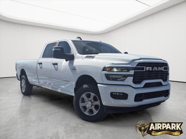 2026 RAM 3500 RAM 3500 BIG HORN CREW CAB 4X4 8 BOX
