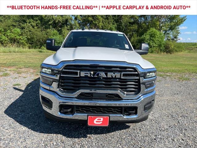 2026 RAM Ram 3500 Chassis Cab RAM 3500 TRADESMAN CREW CAB CHASSIS 4X4 60 CA