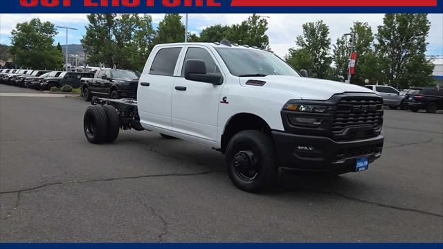 2026 RAM Ram 3500 Chassis Cab RAM 3500 TRADESMAN CREW CAB CHASSIS 4X2 60 CA
