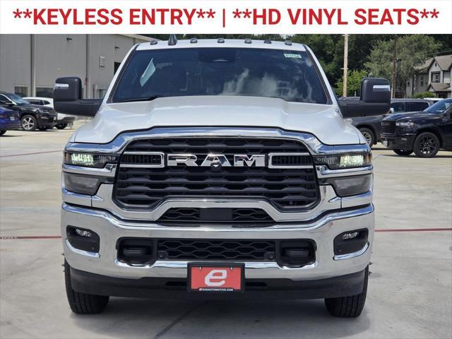 2026 RAM 3500 Chassis RAM 3500 TRADESMAN CREW CAB CHASSIS 4X4 60 CA 2026 RAM 3500 Chassis RAM 3500 TRADESMAN CREW CAB CHASSIS 4X4 60 CA